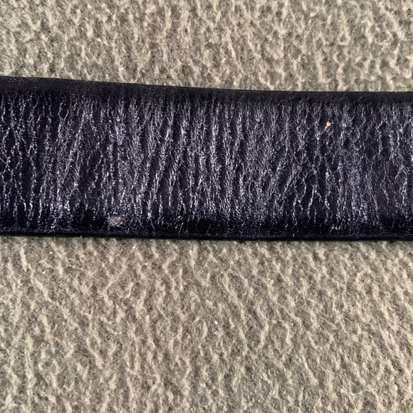 Men’s Chaps black leather dress belt. Silver buckle. Size 38 - Picture 4 of 9